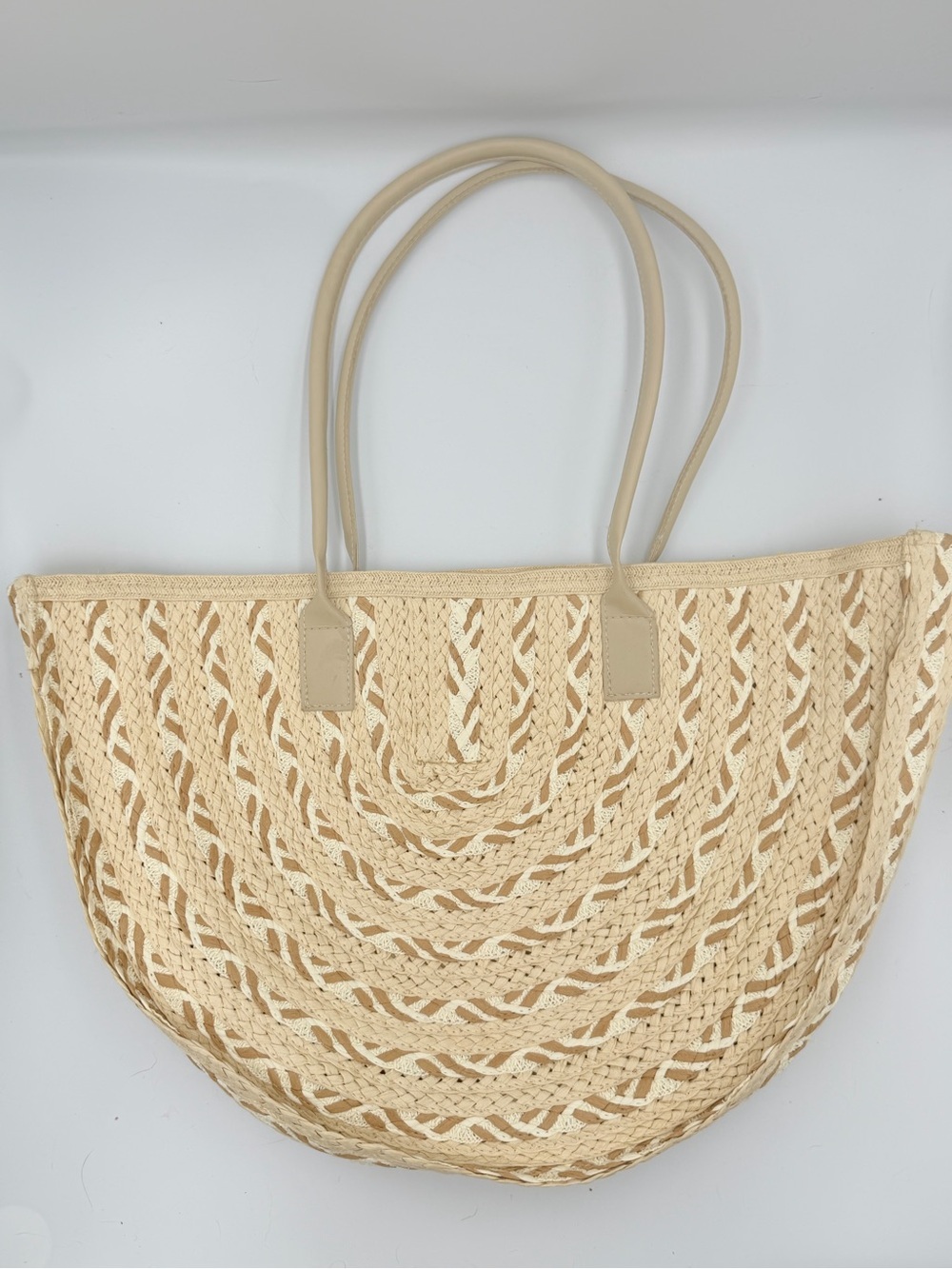 Bohemian Raffia Woven Straw Paper Shoulder Bag With Slip Pocket And Zippered Top